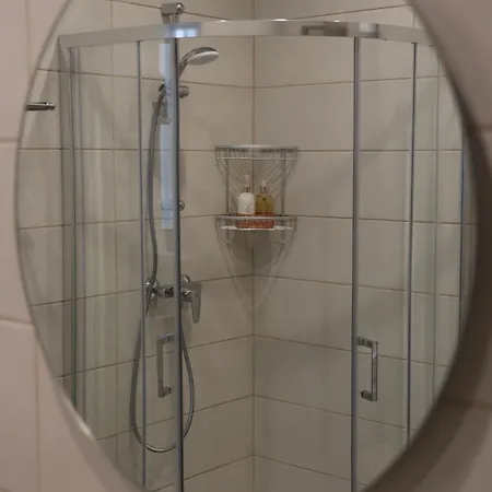 Bright 2 Bedroom 2 Bath Close To Sea Διαμέρισμα