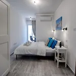 Bright 2 Bedroom 2 Bath Close To Sea * St. Paul's Bay