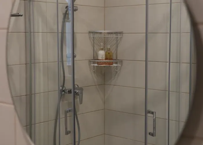 Bright 2 Bedroom 2 Bath Close To Sea Appartement