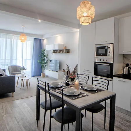 Bright 2 Bedroom 2 Bath Close To Sea * 圣保罗湾城